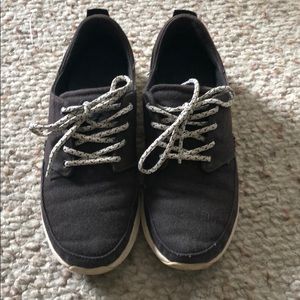 Reef women’s shoes